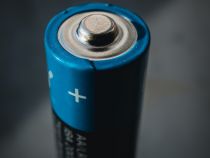 Self-Charging Battery that can Surprisingly Last for up to 28,000 Years can be Coming Soon