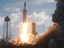 SpaceX Falcon Heavy rocket launch 2018