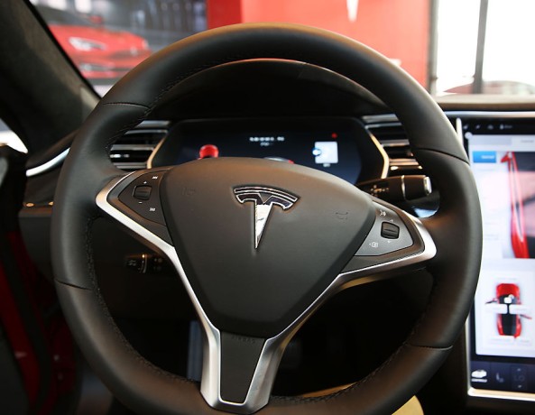 Tesla Faces Potential Lawsuit Over False Ads on 'Full Self-Driving' Cars