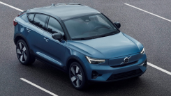 2022 Volvo C40 Recharge Gets Hype With Unique Headlight Pixel Tech-- Interior Also Gets Massive Changes!