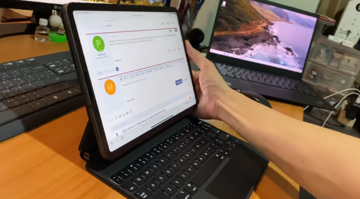 Apple's iPad Pro Gets an All New Magic Keyboard for $299! Is the Price Worth It?